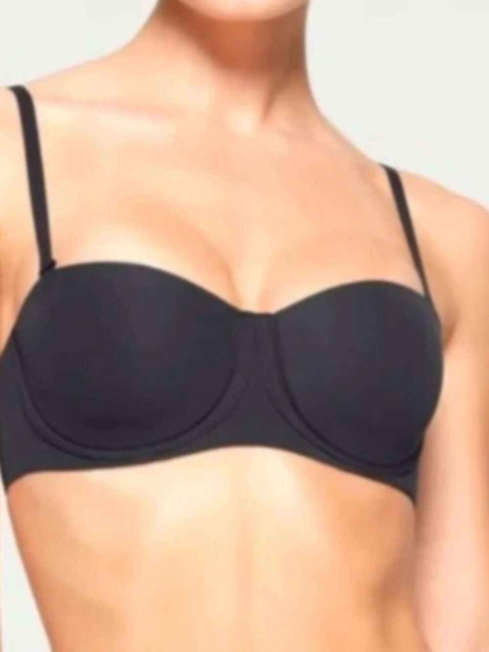 SKIMS Fits Everybody Strapless Bra Womens 32C Onyx Black Adjustable NWT